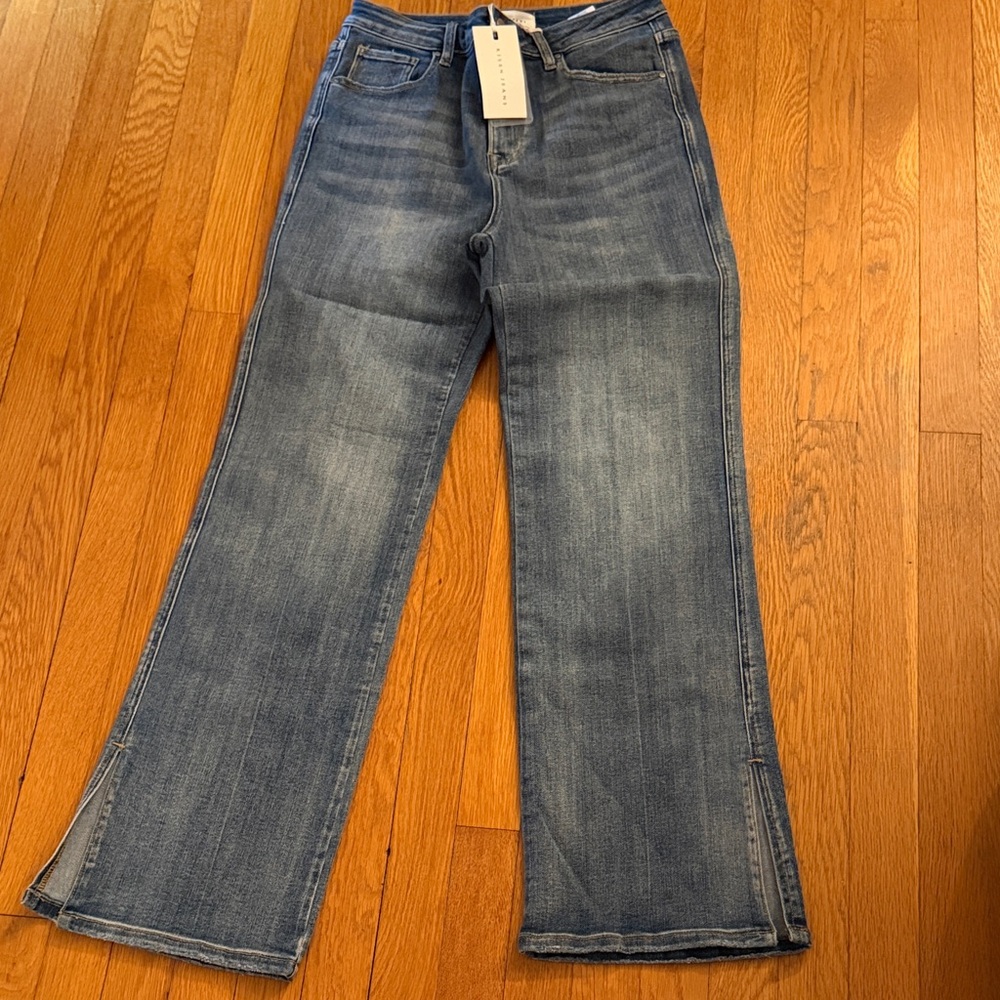 NWT | Risen | High-Rise Blue Straight Slim Jeans with Split Hem | Size 11/30